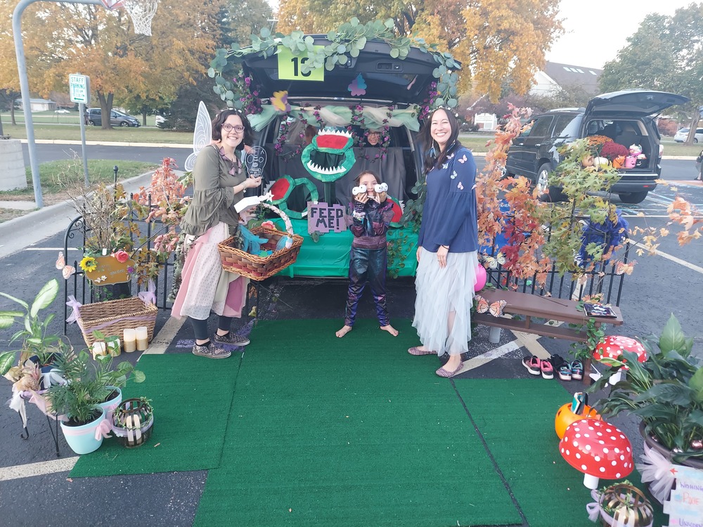 Trunk or Treat Winning Trunk with Plants and People in  Costumes